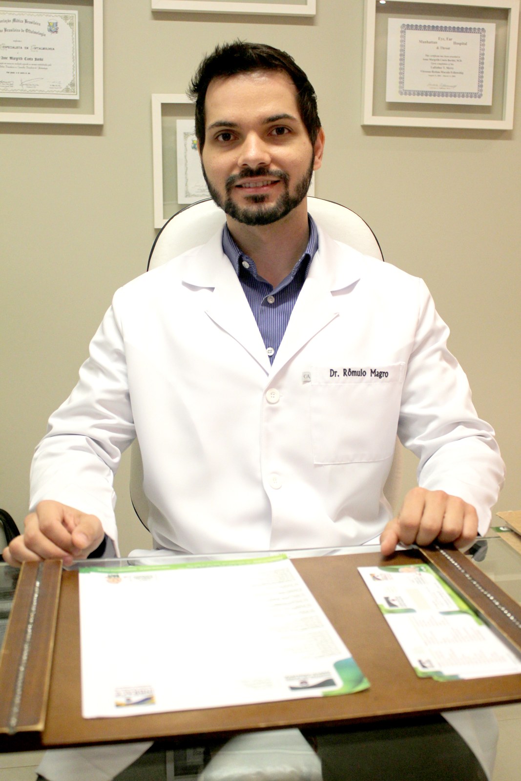 Dr. Rômulo Magro Manea